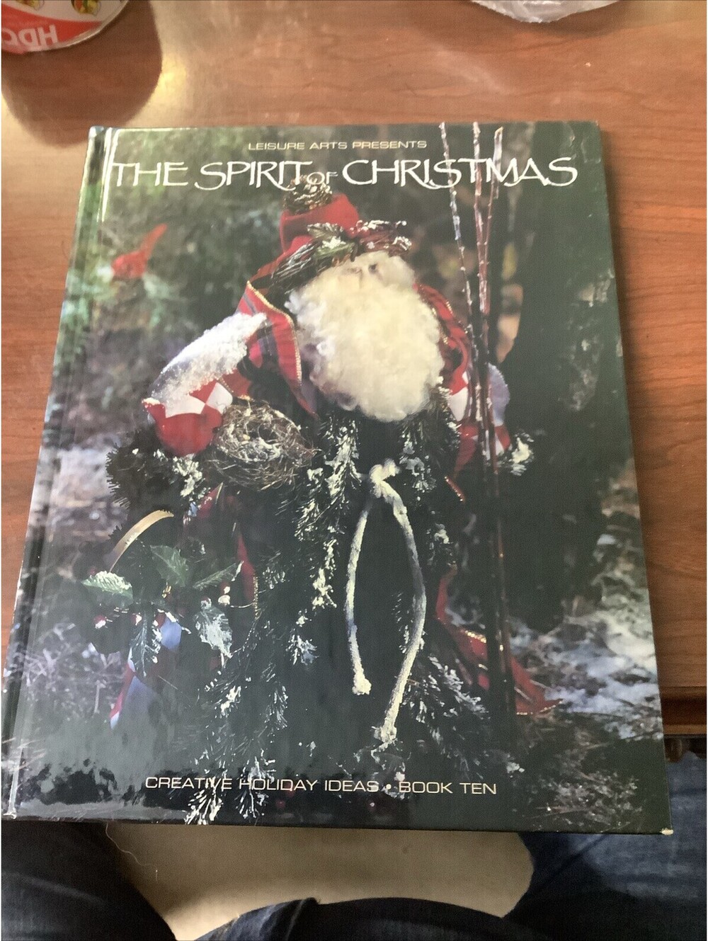 The Spirit of Christmas: Creative Holiday Ideas Book Ten